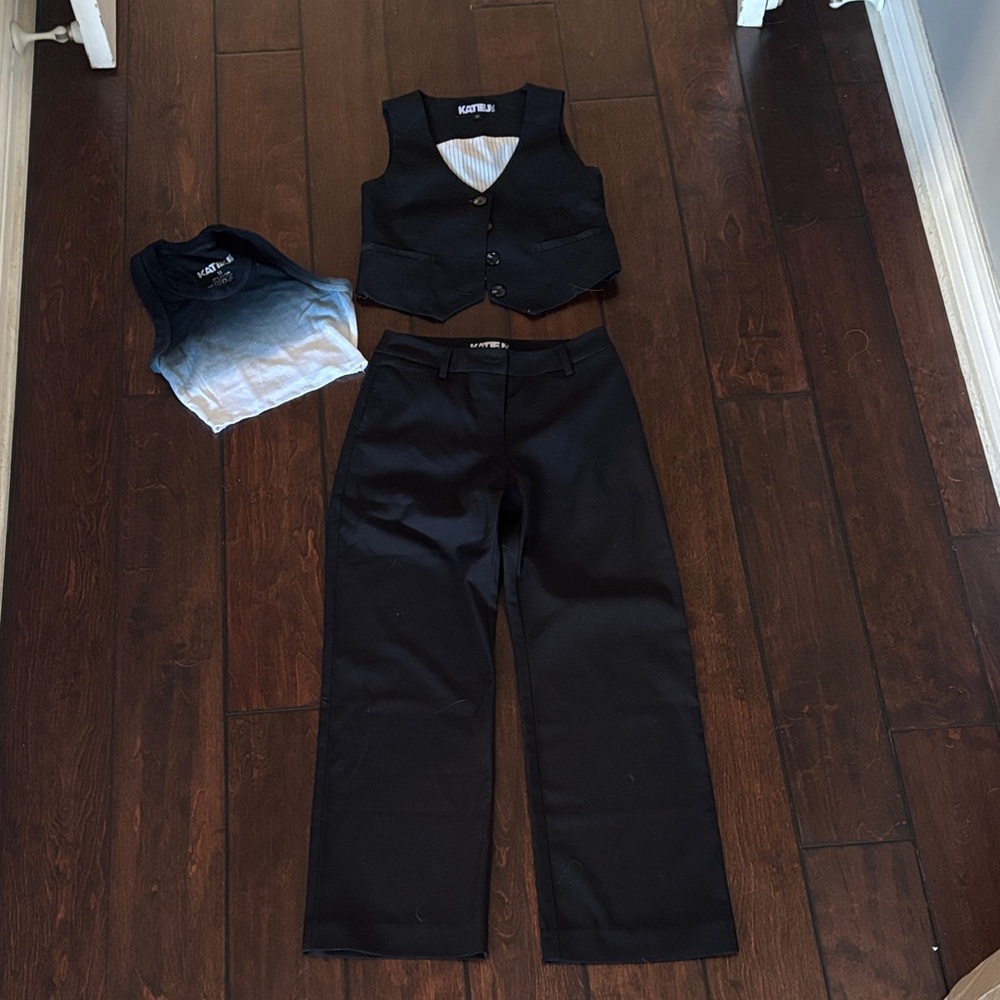 Katie j Black Pants and Vest Set size M